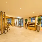 فندق غرونر بوم 4*