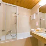 Hotel Gruener Baum 4*