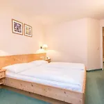 Gruener Baum 4*