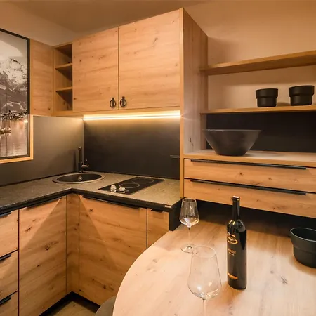 Gruener Baum Otel 4*