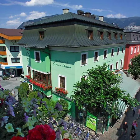 Gruener Baum Zell am See
