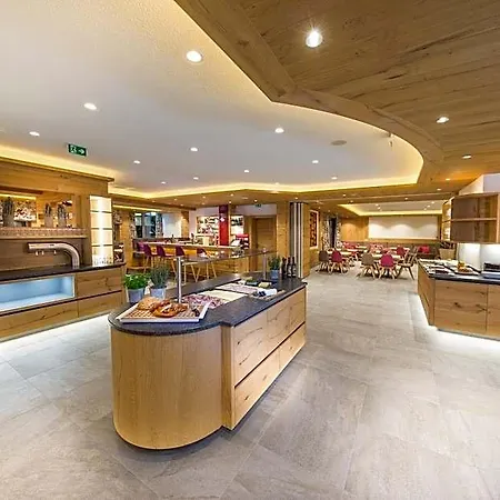 Otel Gruener Baum Zell am See