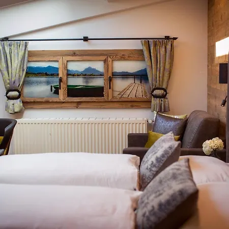 Hotel Gruener Baum Zell am See