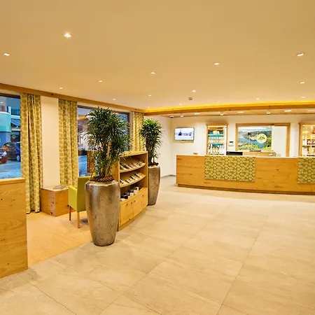 グリューナー バウム