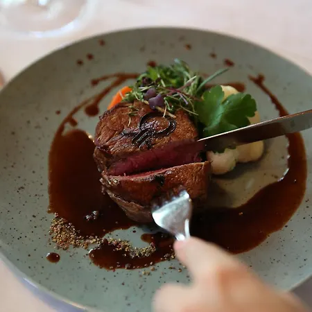 ホテル グリューナー バウム