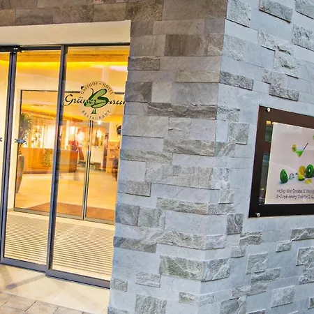 グリューナー バウム 4*