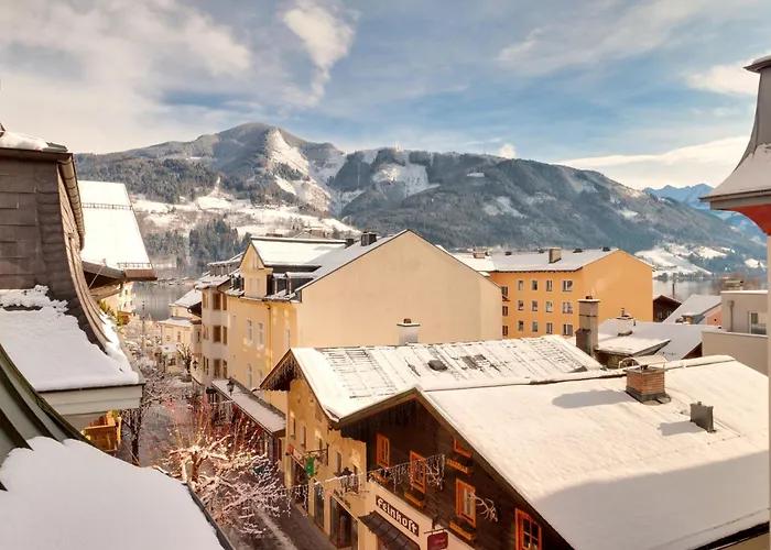 Hotel Gruener Baum 4*