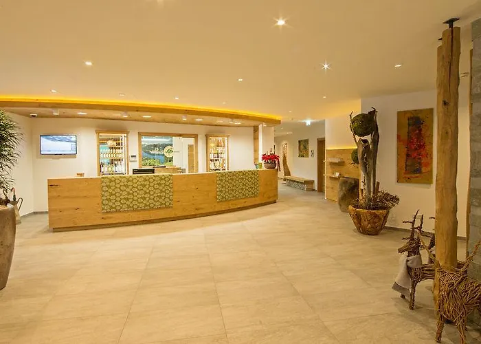 Hotel Gruener Baum Zell am See